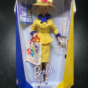 Vintage 1998 Barbie FAO Schwarz exclusive